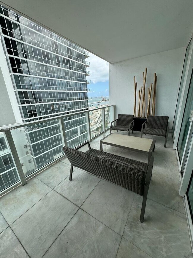 Foto del edificio - 1040 Biscayne Blvd