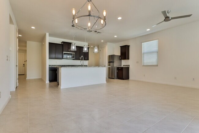Foto del edificio - 11008 W Parkway Dr