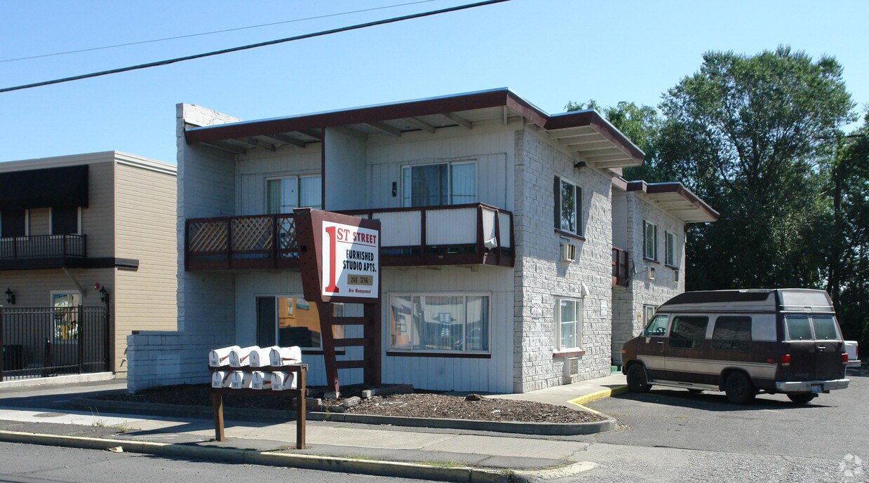 Primary Photo - 1021 N 1st St