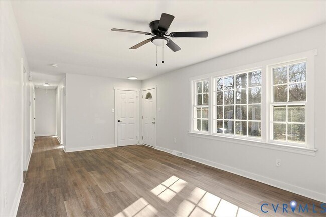 Building Photo - 115 Big Meadows Terrace