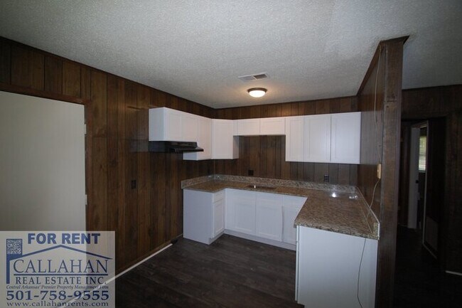 Building Photo - NLR 2 Bedroom UPDATED
