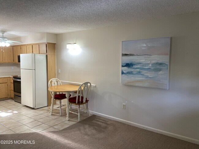 Foto del edificio - 548 Ocean Blvd