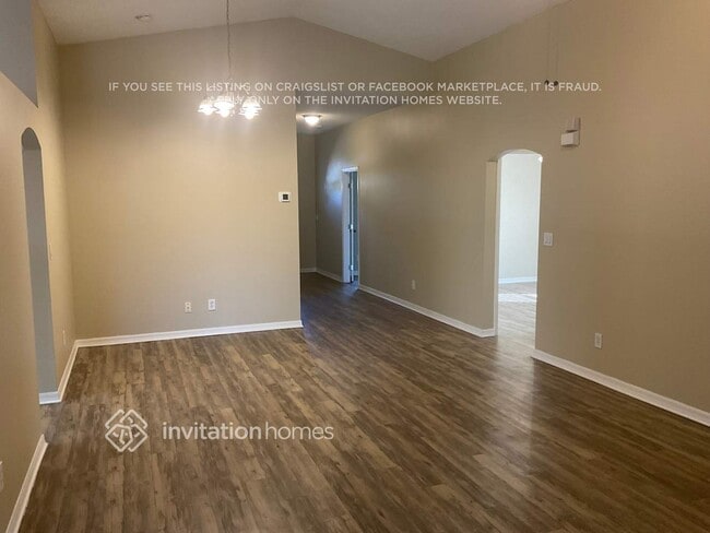 Foto del edificio - 4267 Mt Carmel Ln