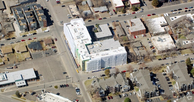 Building Photo - Noble Old Hampden