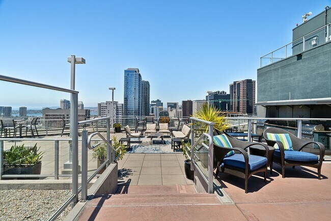 Foto del edificio - 1080 Park Blvd