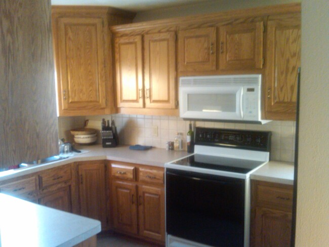 Kitchen 1 - N3801 County Road EE