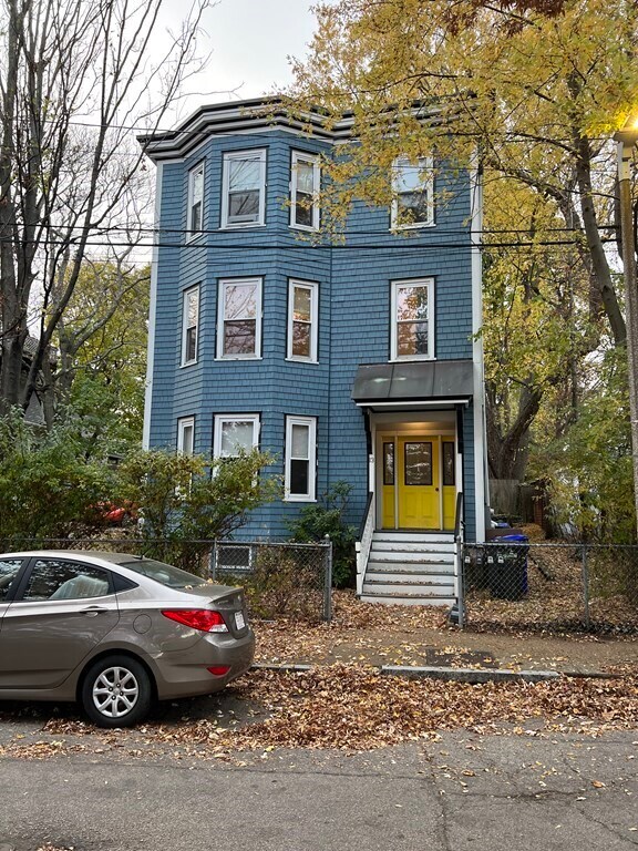 Foto principal - 13 Oakdale St