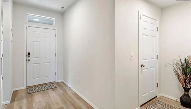 Building Photo - Beautiful Home for Rent in Desirable North Meridian!