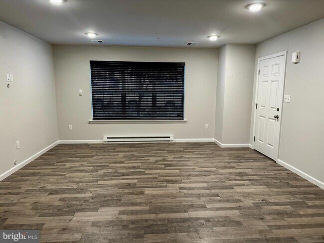 Foto del edificio - 3077 Goshen Dr