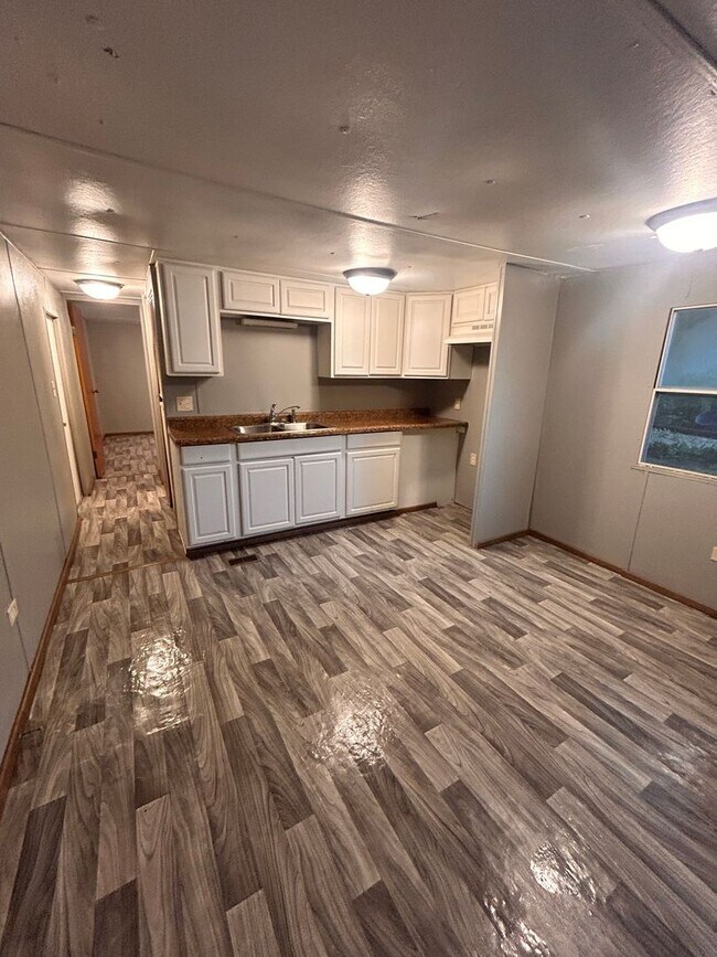 Foto del edificio - Rent To Own- 1 bed 1 Bath Mobile Home