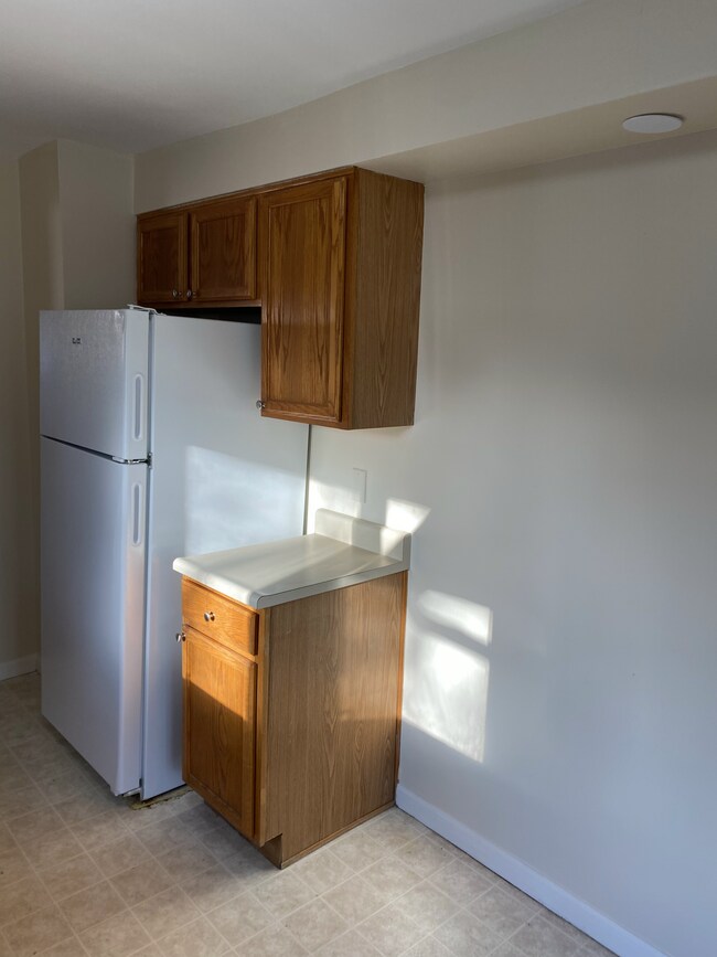 Building Photo - 118 Brentwood Plz