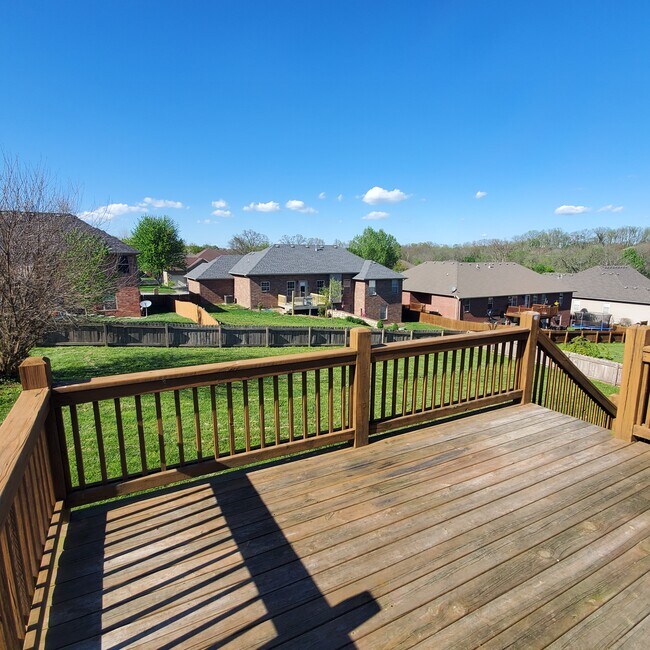 Foto del edificio - 847 Scenic View Ct