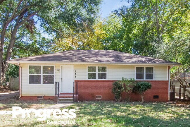 Building Photo - 6409 Skycrest Ln