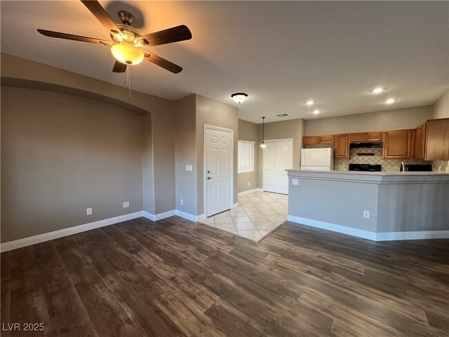 Building Photo - 1081 Pleasure Ln