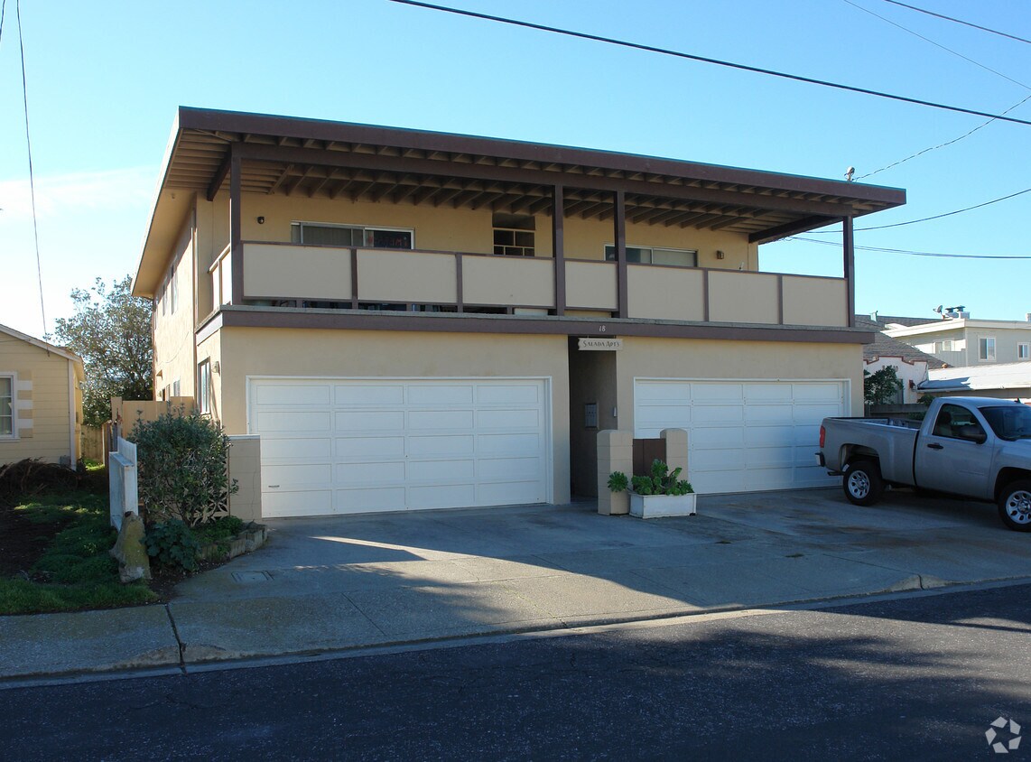 Building Photo - 108 Salada Ave