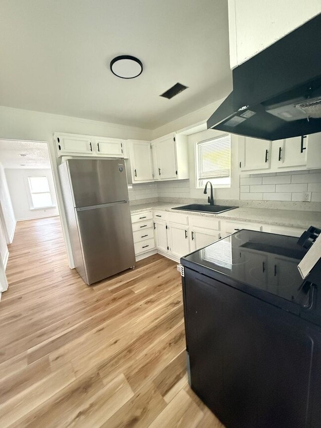Foto del edificio - Cozy Single- Family home NLR