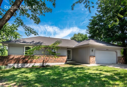 Foto principal - 15400 W 151st Terrace