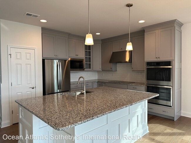 Building Photo - 4 br, 3.5 bath House - 25307 Razorbill Ct