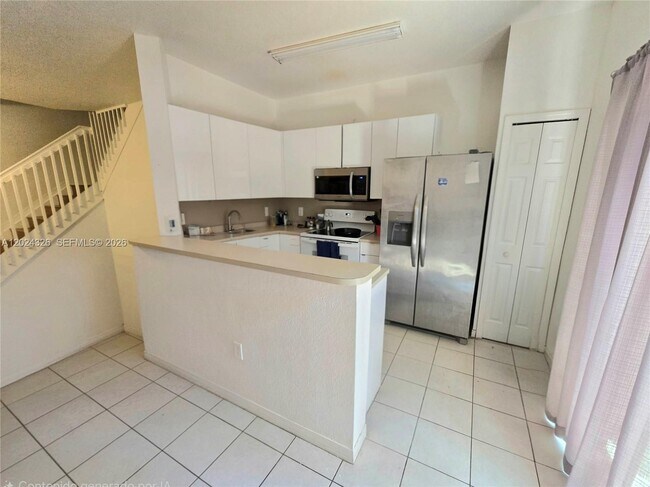 Foto del edificio - 10778 NW 84th St