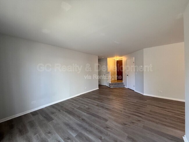 Foto del edificio - 1348 McDowell Rd