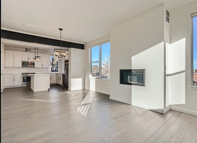 Foto principal - 8711 E Hampden Ave