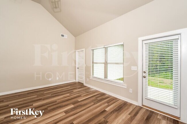 Foto del edificio - 1580 Brookhaven Dr