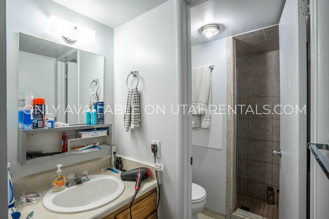 Foto del edificio - 1080 E 450 N