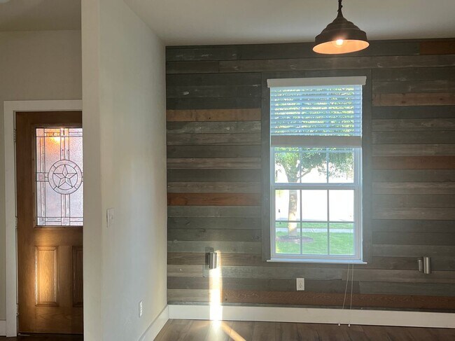 Foto del edificio - 146 Texas Thistle