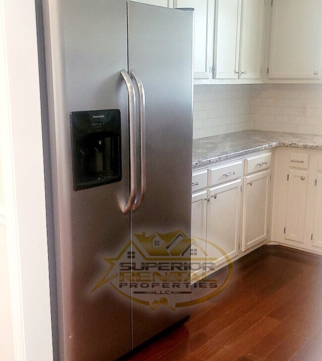 Foto del edificio - 13 Tomafield Ct
