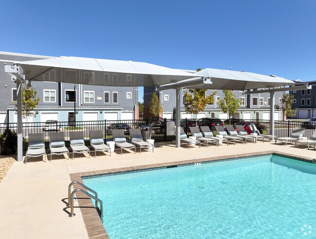 Pool Area - Pine25 North End