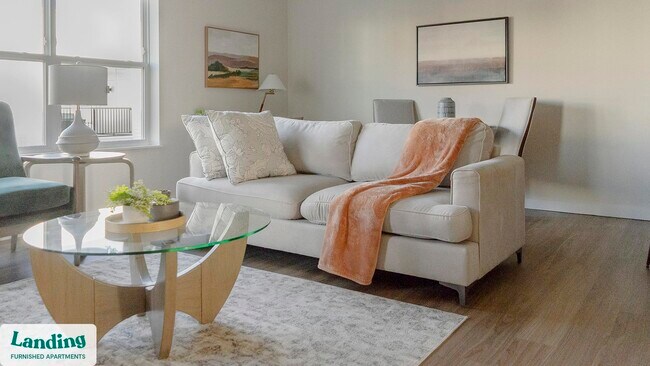 Building Photo - 9906 Runway Dr