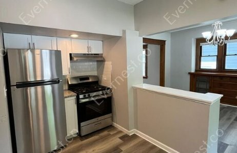 Building Photo - 4011 Fairview Dr