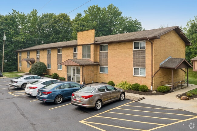 Building Photo - Celeron Suites