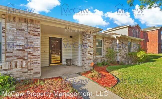 Building Photo - 3 br, 2 bath House - 1398 Stewart Dr