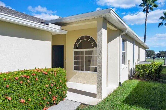 Building Photo - 191 Club Villas Ln