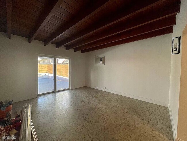 Foto del edificio - 3 br, 2 bath House - 630 SW 36th Ct