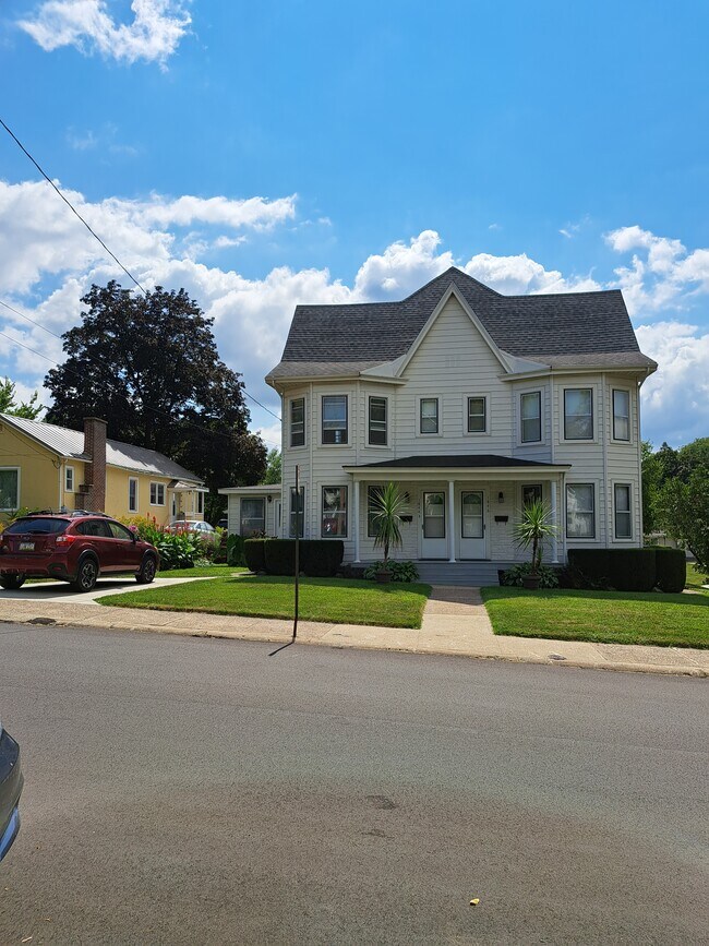 1846 St Unit 1846 St, Dubuque, IA 52001 Apartments in