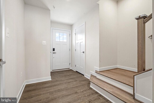 Building Photo - 2519 Schooner Wy