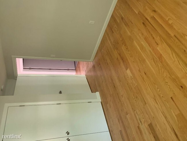Building Photo - 2 br, 1 bath Condo - 111 Fowler St