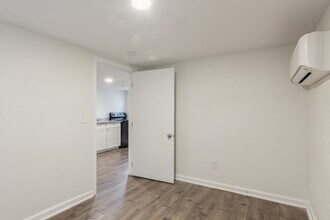 Building Photo - 4309 Jack St