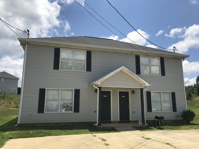 Building Photo - Maplewood #19