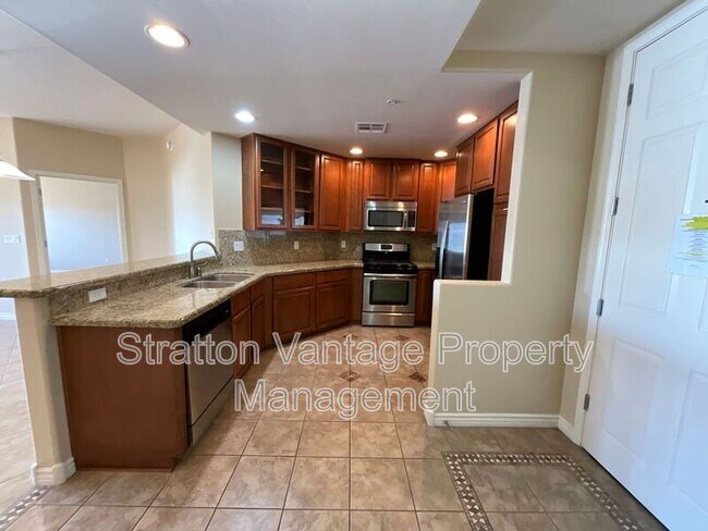 Foto del edificio - 5350 E Deer Valley Dr