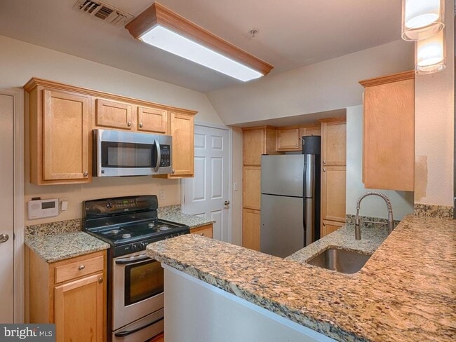 Foto del edificio - 12854 Fair Briar Ln