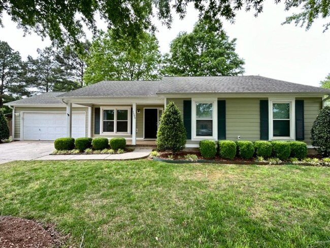 Foto del edificio - Beautiful 3 Bedroom 2 Bath Home!