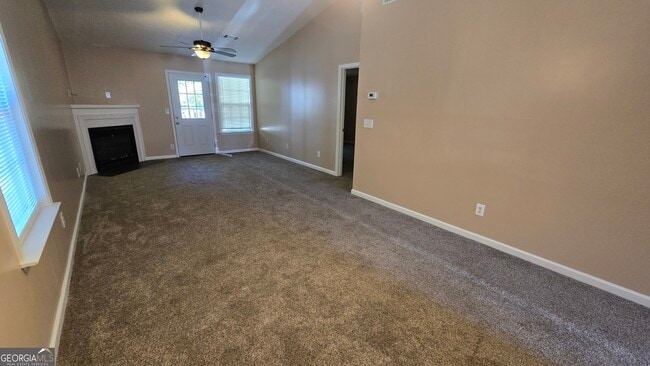 Building Photo - 1731 Summerwoods Ln