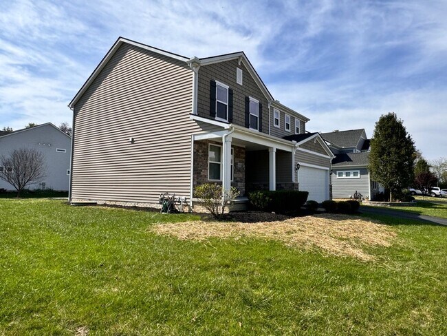 Foto del edificio - 4-Bedroom House for Rent