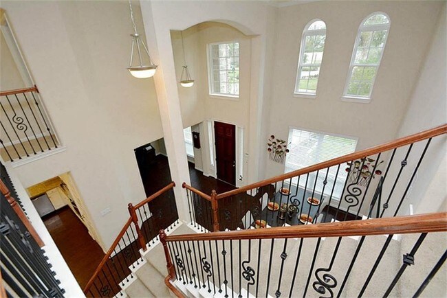 Building Photo - 7311 Pecan Landing Dr