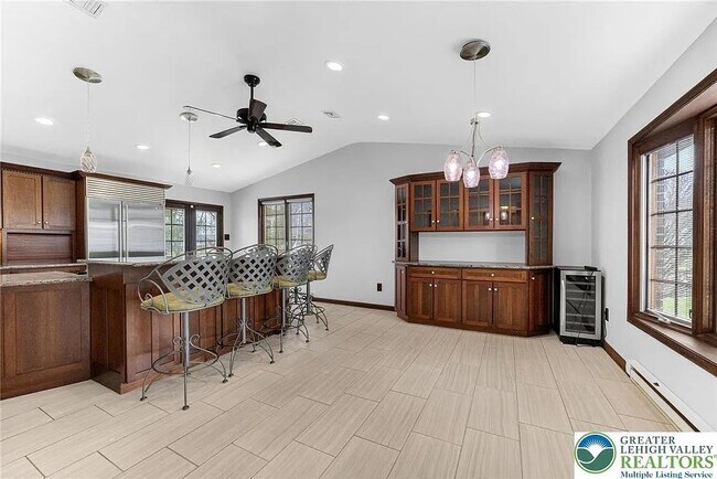 Foto del edificio - 6404 Fir Rd