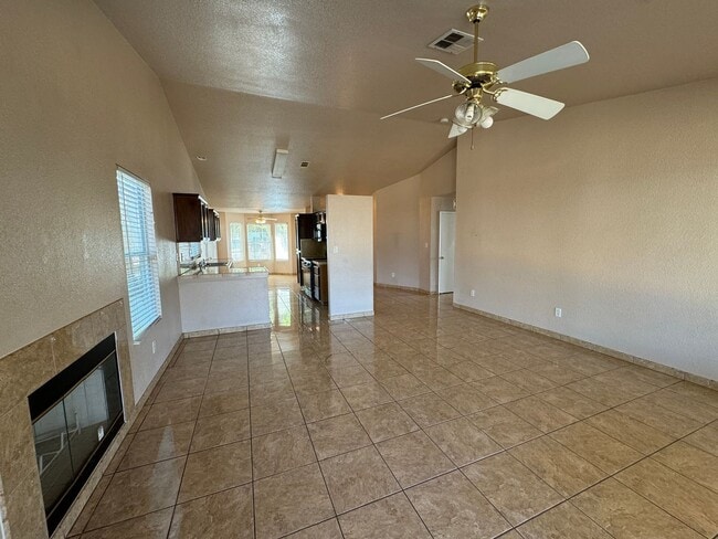 Building Photo - Spacious four bedroom! **HOME HAS SOLAR**