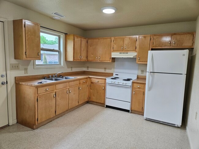 Foto del edificio - 17 Green Meadows Ln